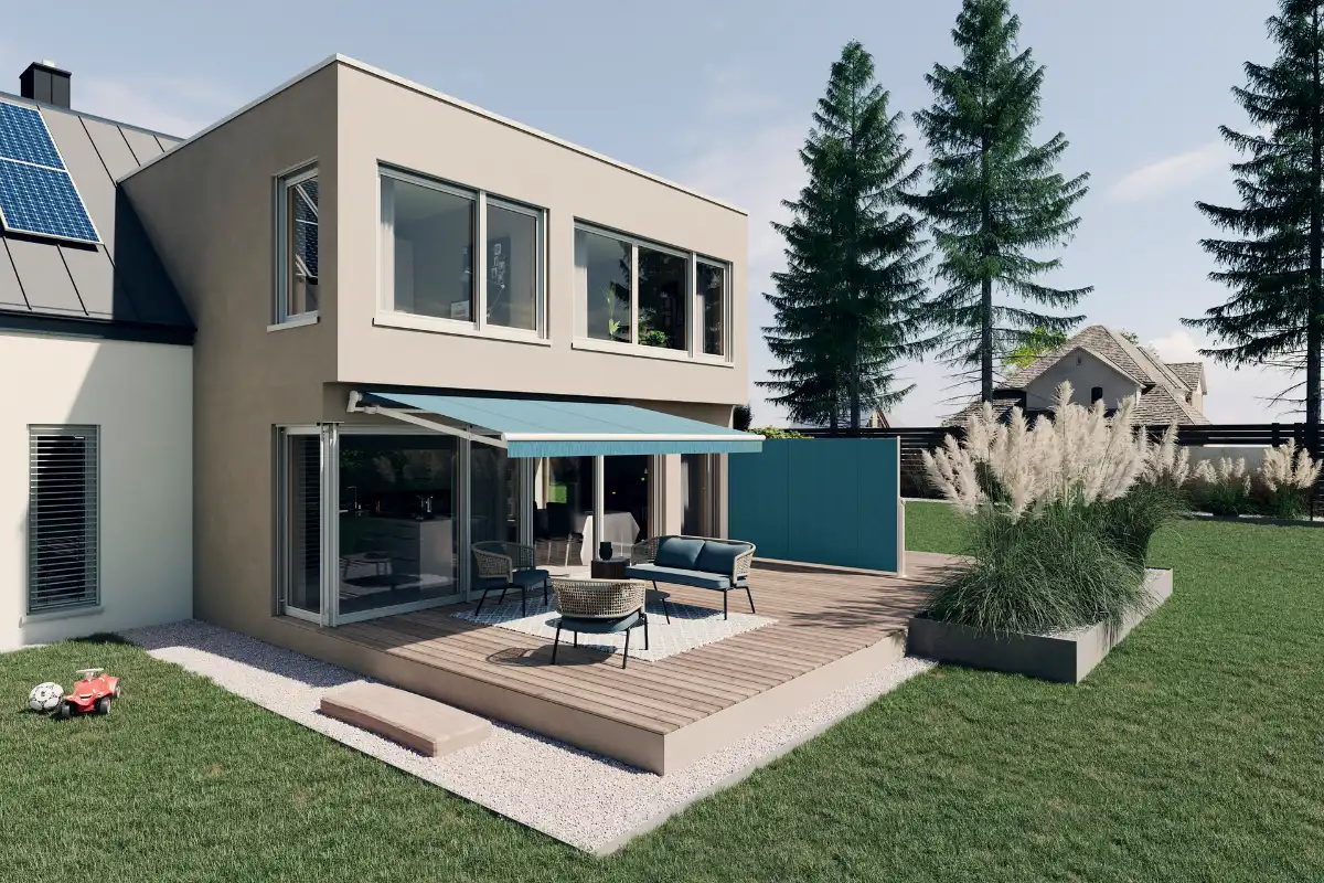 Modernes Einfamilienhaus mit blauer Terrassenmarkise und seitlichem Sicht- und Windschutz