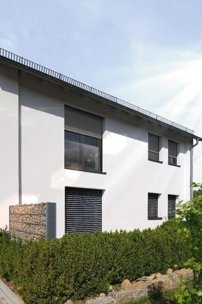 Moderne Rollladen und Außenjalousien