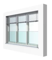 Modernes Fenster mit Jalousien in weißer Wand